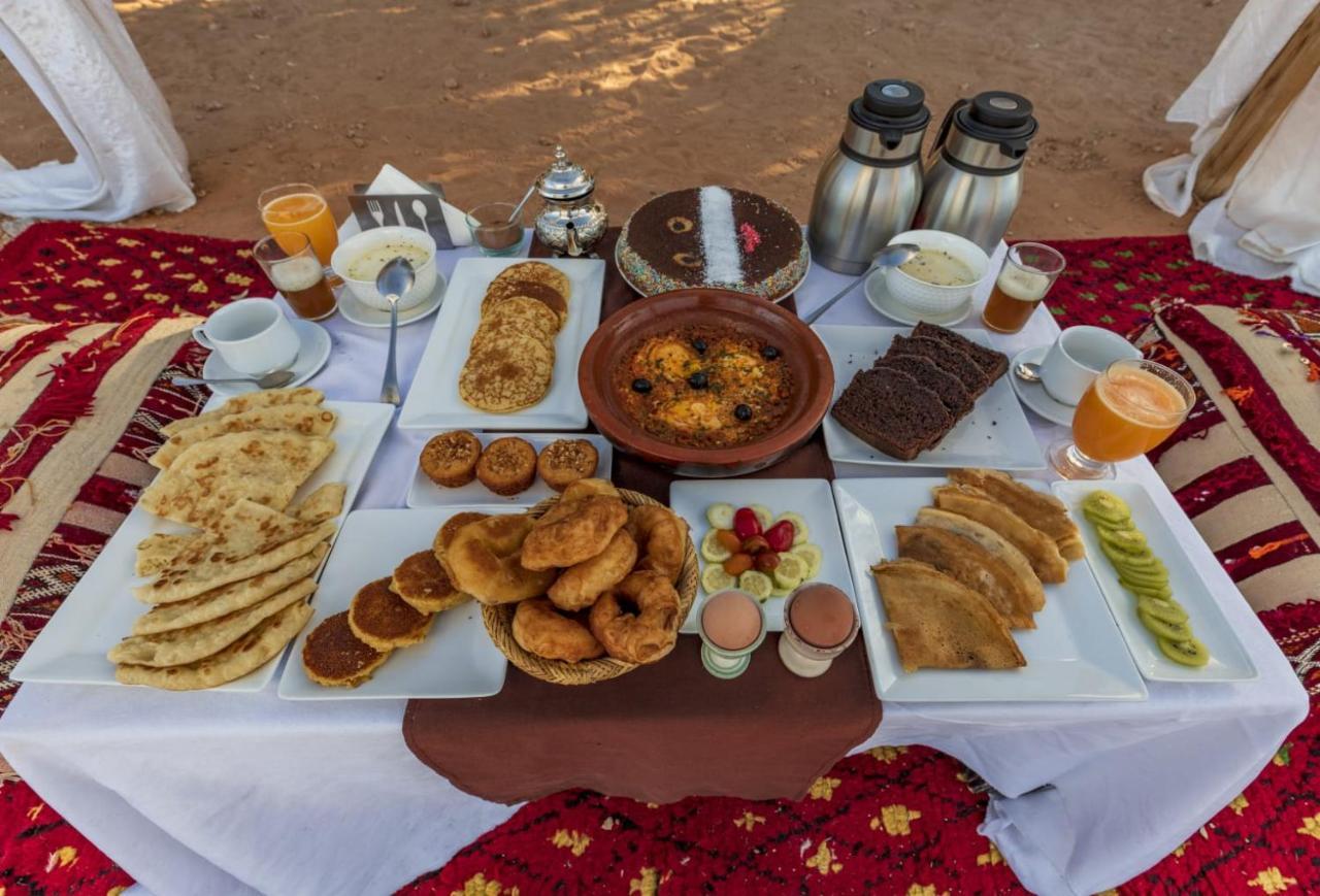 Merzouga Luxury Traditional Camp Esterno foto